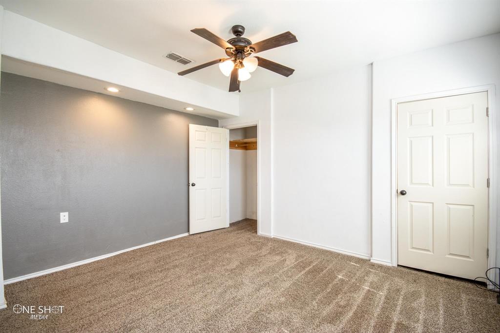 532 Avenue J Property Photo 16