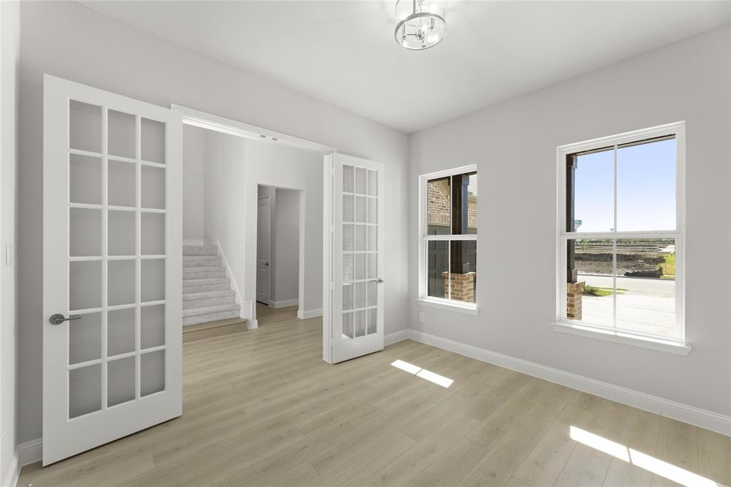 2108 Stratford Road Property Photo 11