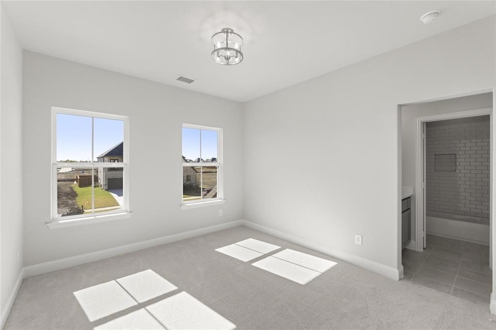 2108 Stratford Road Property Photo 23