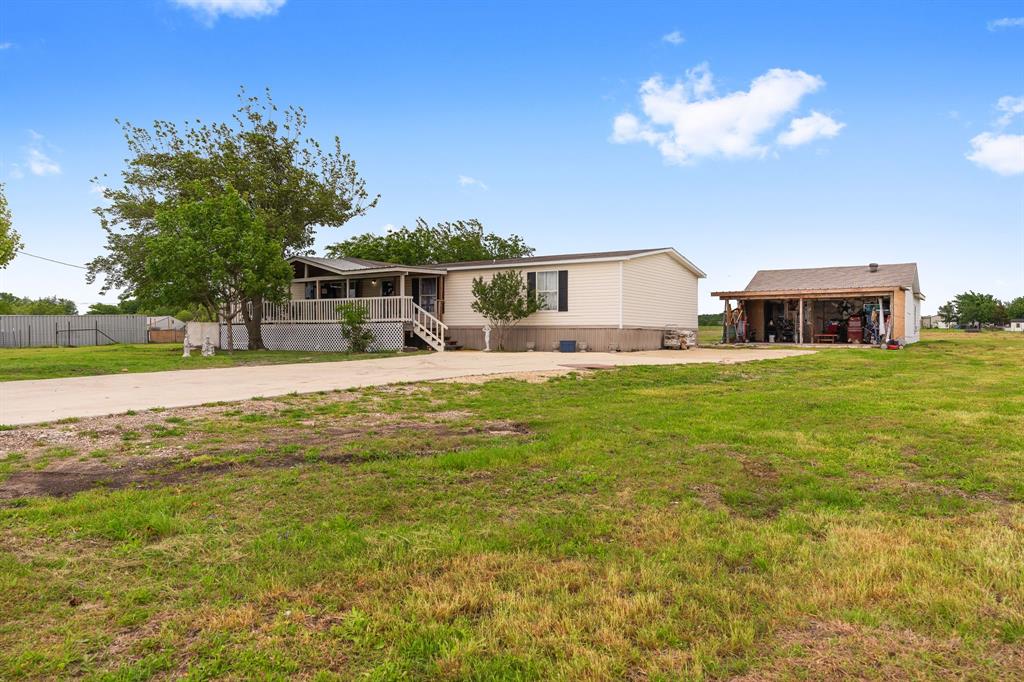 5529 County Road 593 Property Photo 11