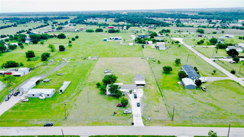 5529 County Road 593 Property Photo 14