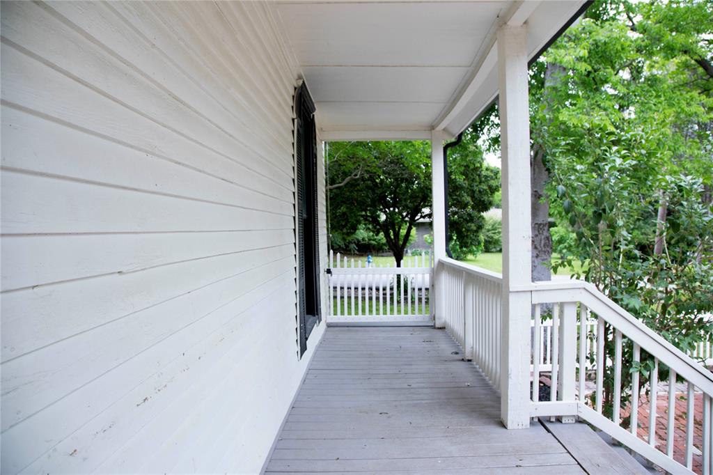402 Munson Street Property Photo 5
