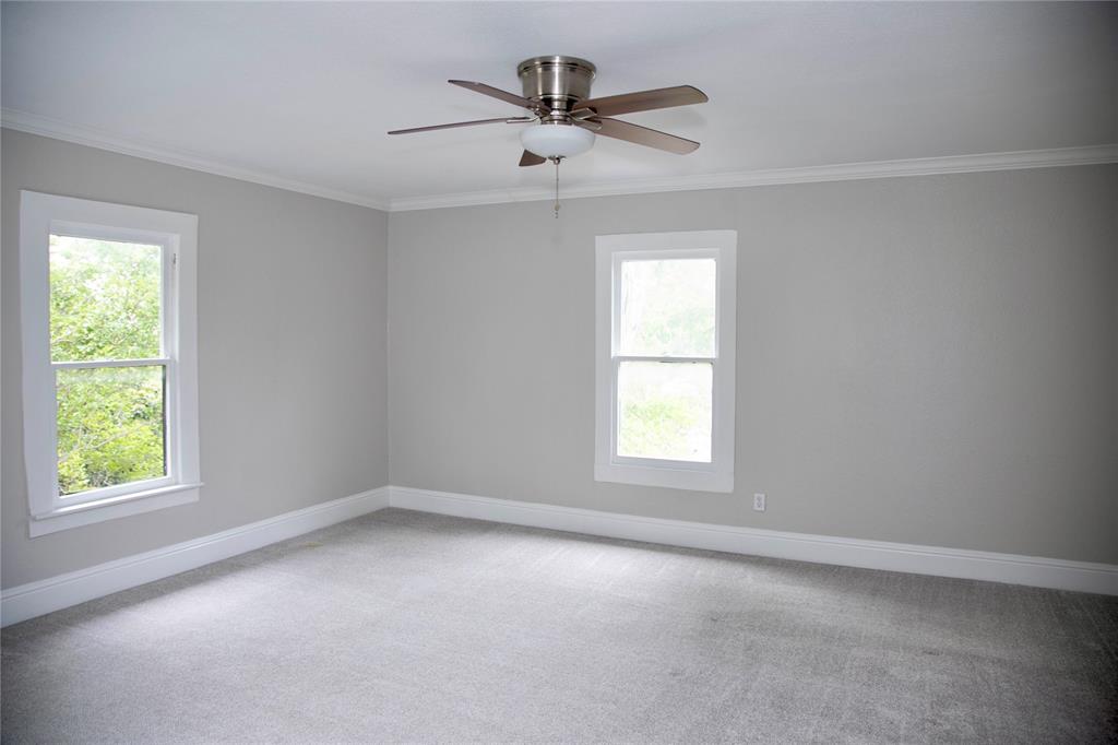 402 Munson Street Property Photo 35