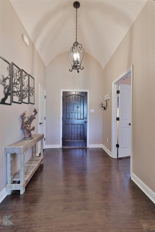 109 Periwinkle Trail Property Photo 6