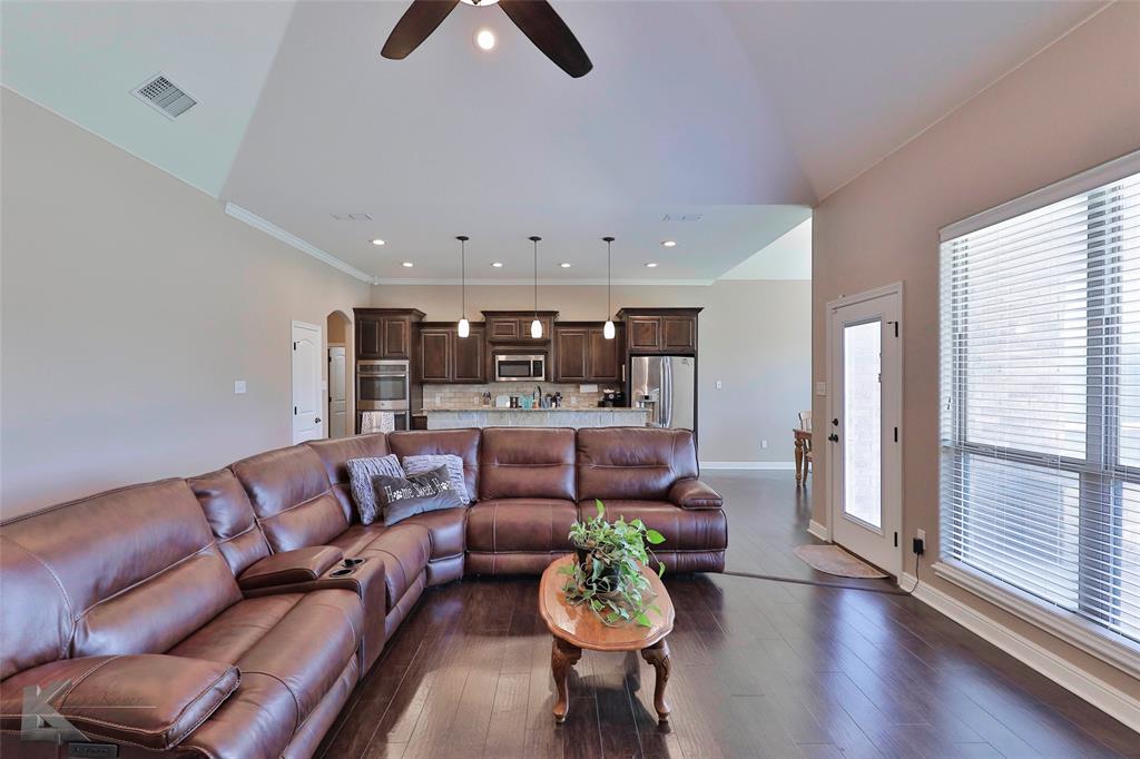 109 Periwinkle Trail Property Photo 8