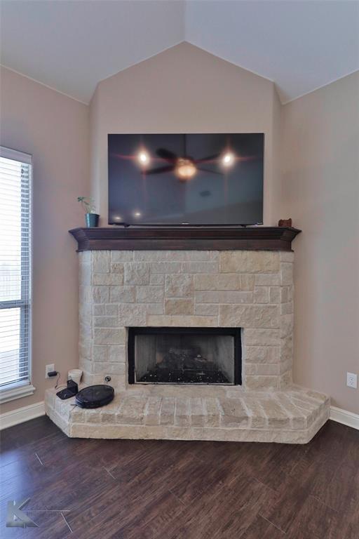 109 Periwinkle Trail Property Photo 9