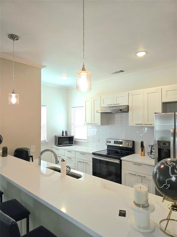 2908 South Boulevard Property Photo 13