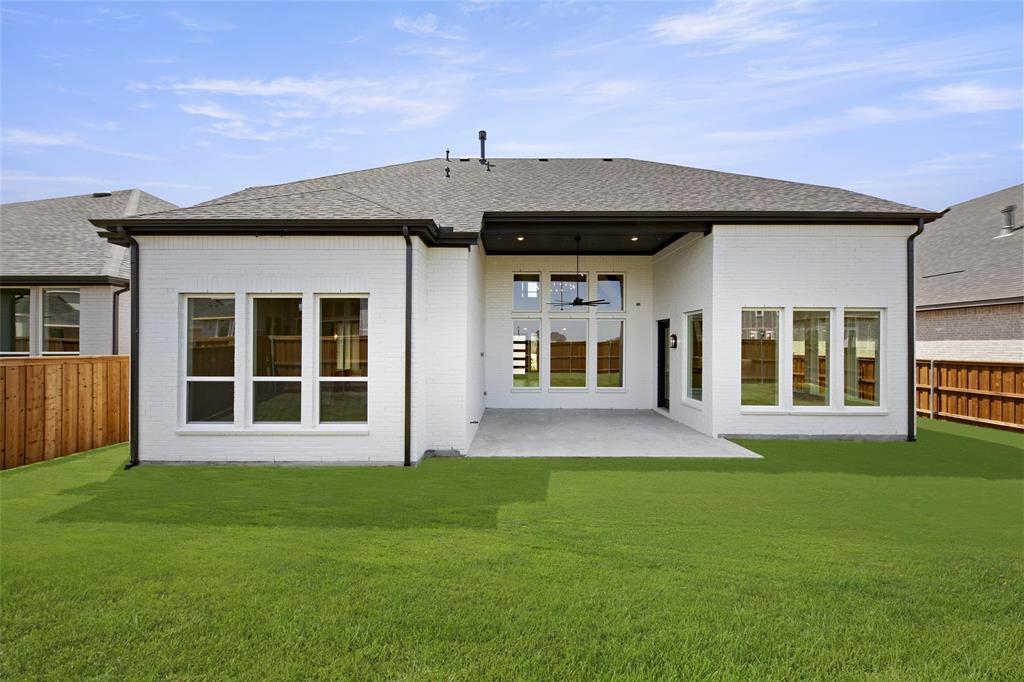 4013 Linear Drive Property Photo 26