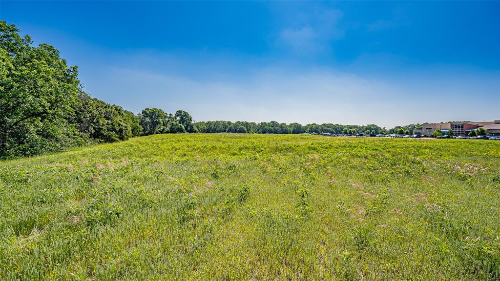 1301 James Road Property Photo 32