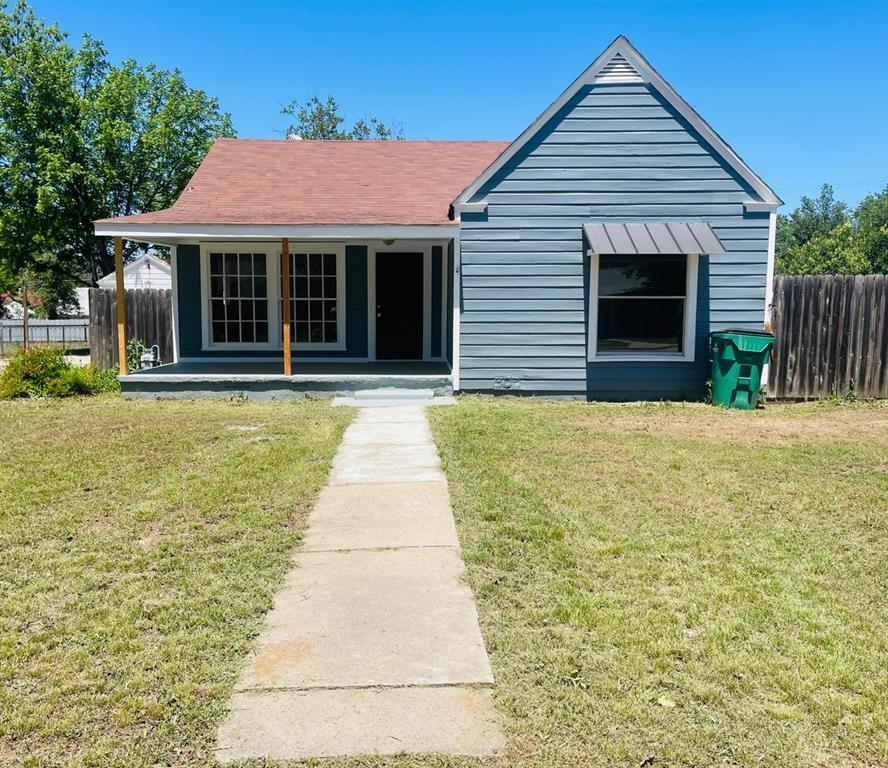 209 Hollywood Street Property Photo 1