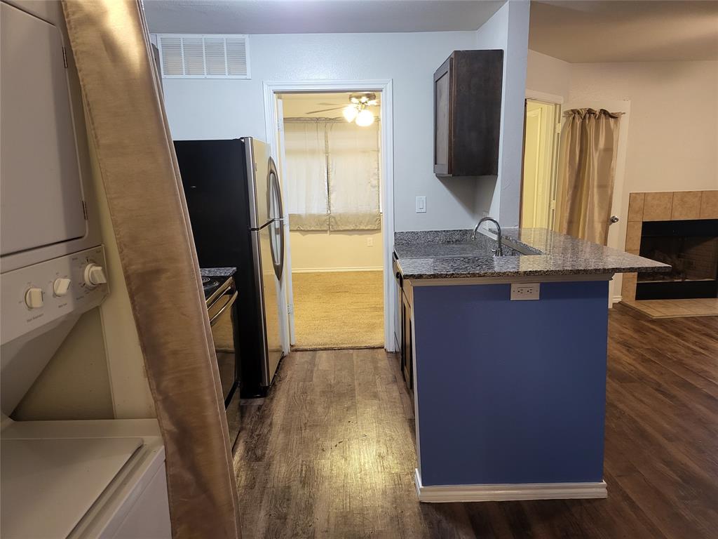 9837 Walnut Street Property Photo 10