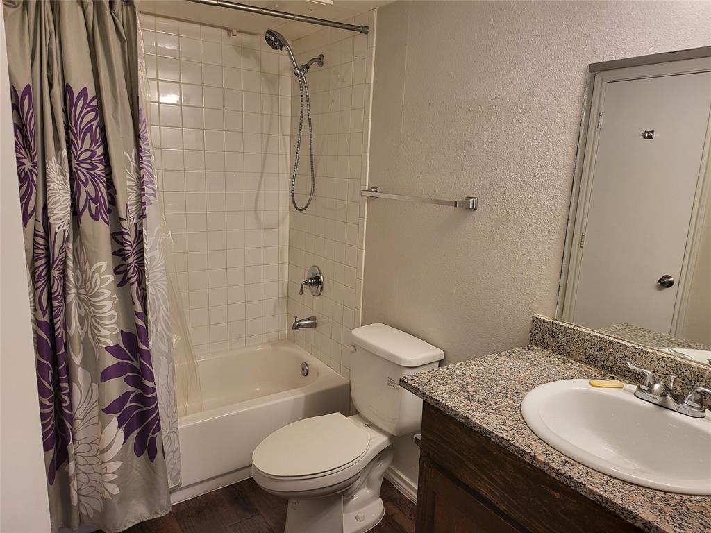 9837 Walnut Street Property Photo 16