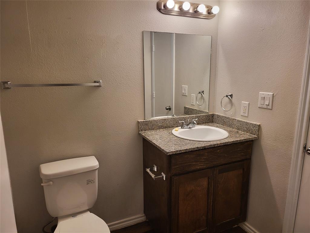 9837 Walnut Street Property Photo 21