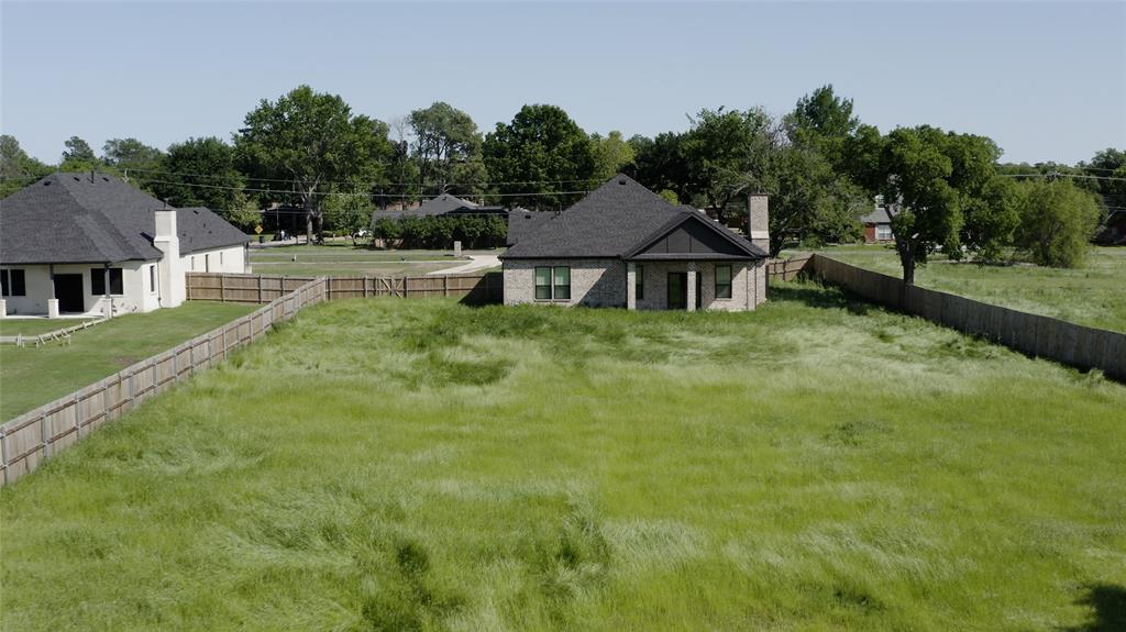 315 Lovers Lane Property Photo 37