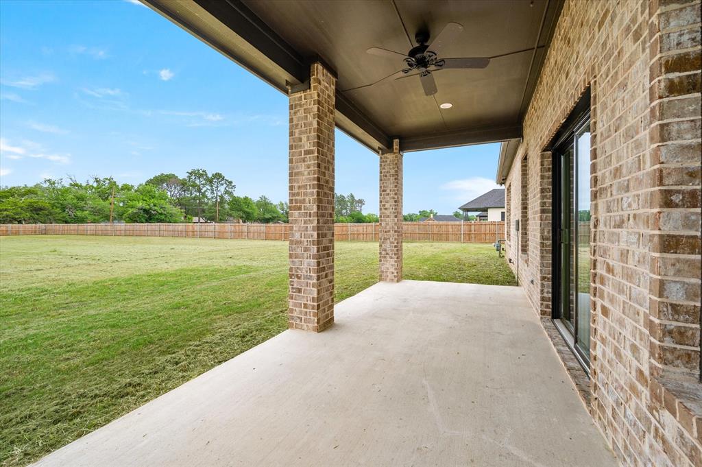315 Lovers Lane Property Photo 38