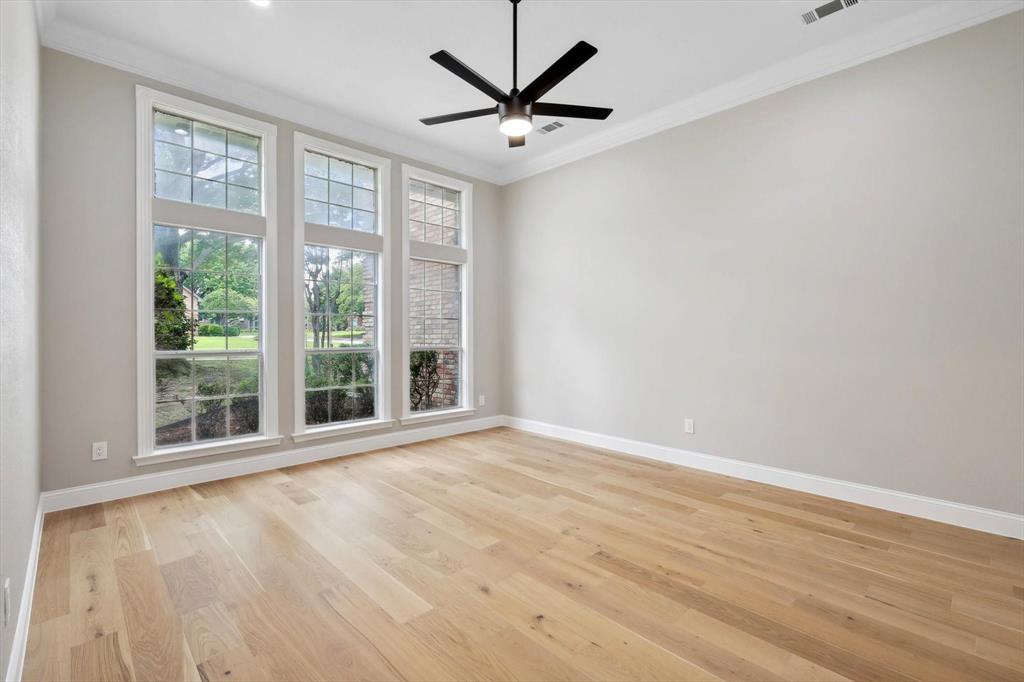 208 Salem Court Property Photo 7