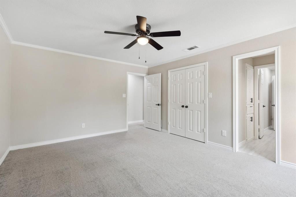 208 Salem Court Property Photo 22