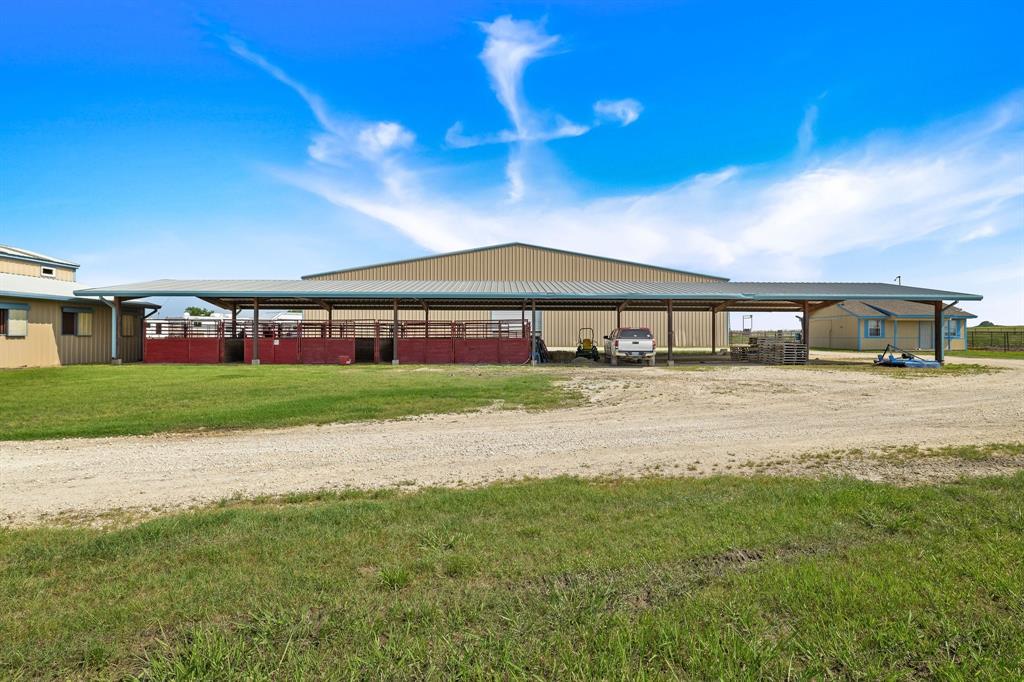 10400 Fm 916 Property Photo 11
