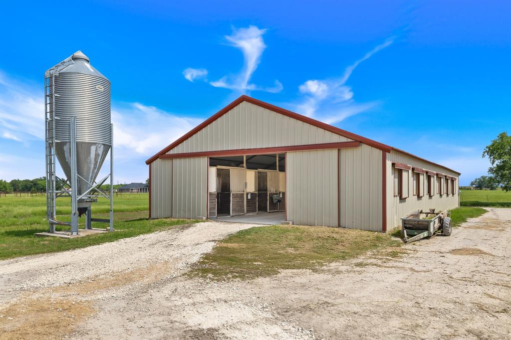 10400 Fm 916 Property Photo 27