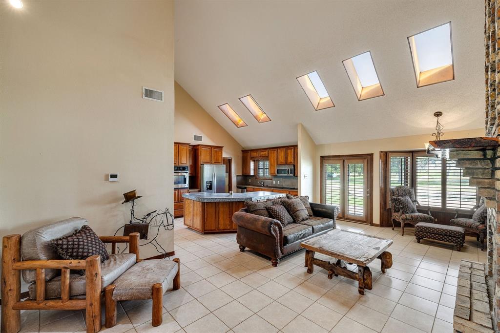 10400 Fm 916 Property Photo 35