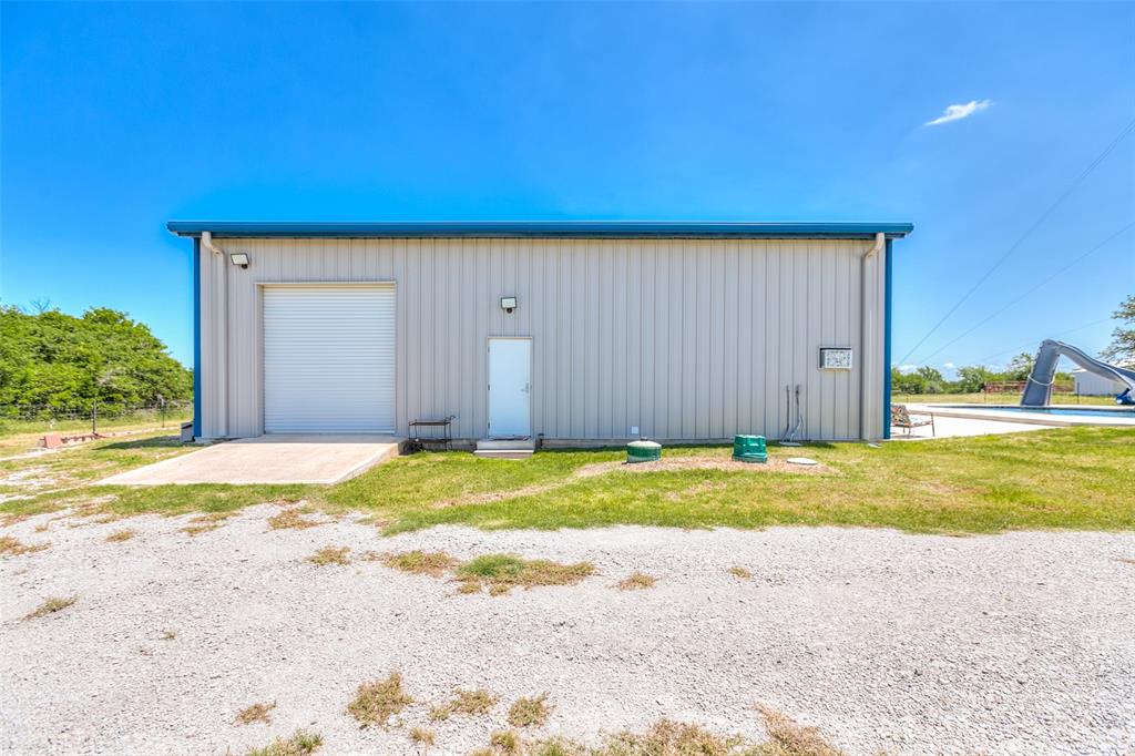 16967 County Road 290 Property Photo 5
