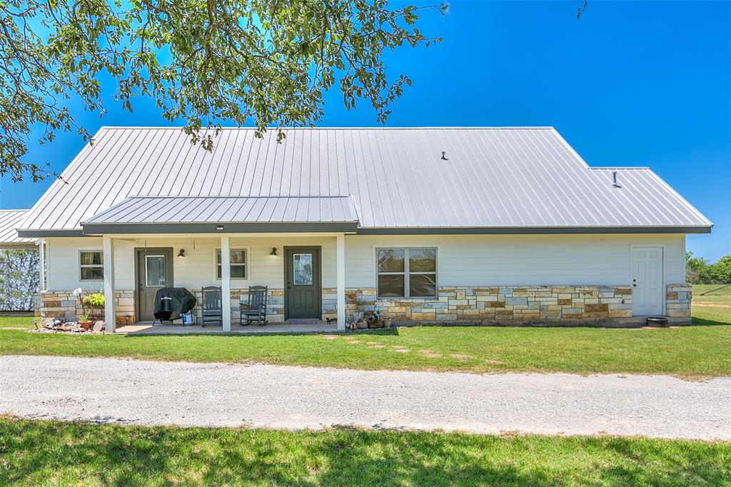 16967 County Road 290 Property Photo 6