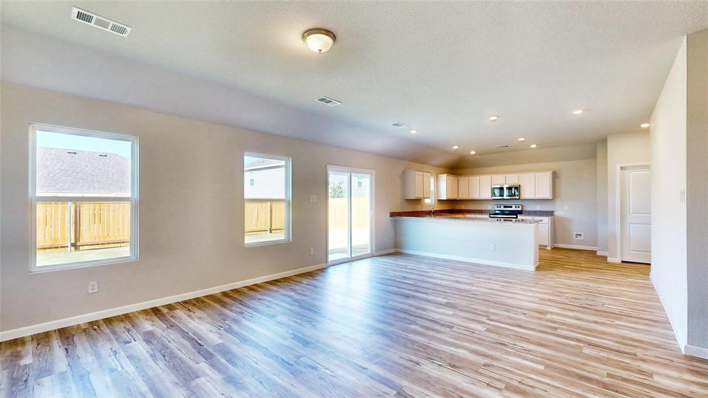 104 Cooper Drive Property Photo 4
