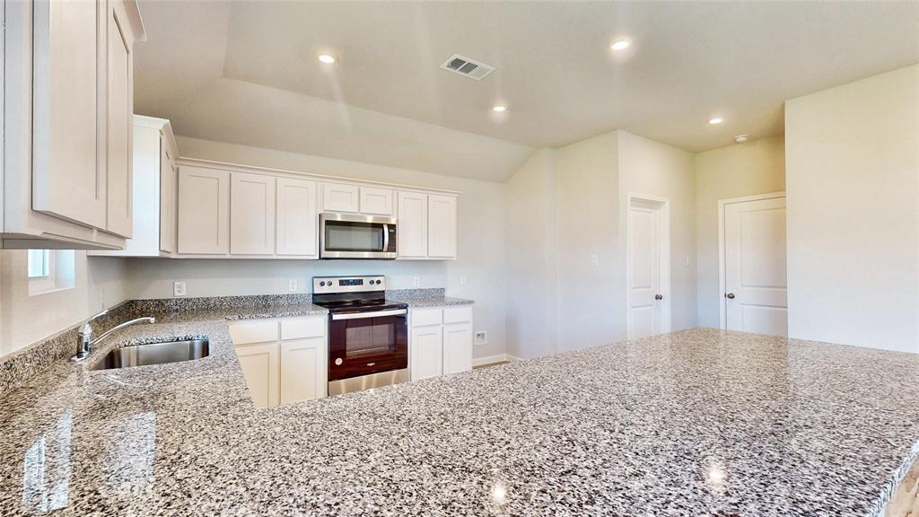 104 Cooper Drive Property Photo 8