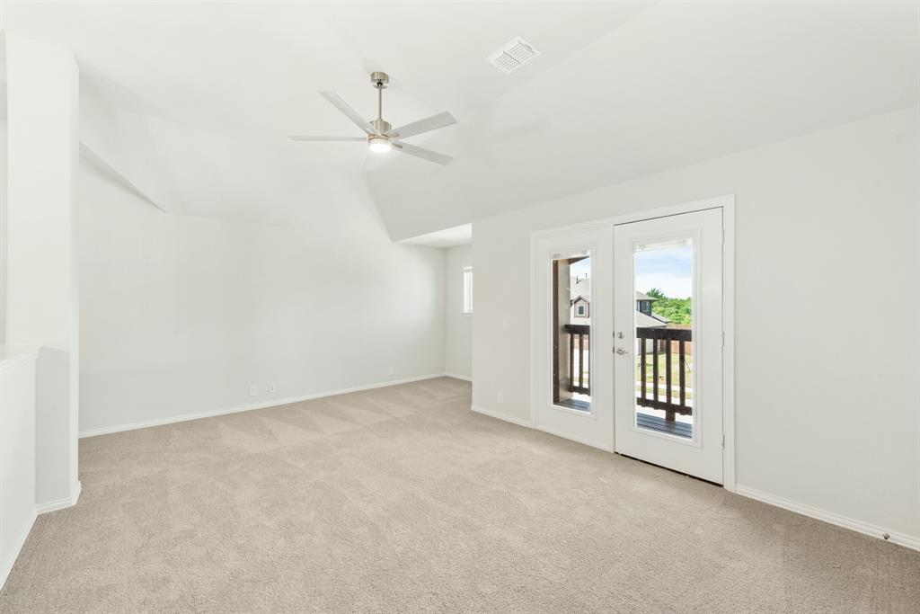 2036 Flora Lane Property Photo 25