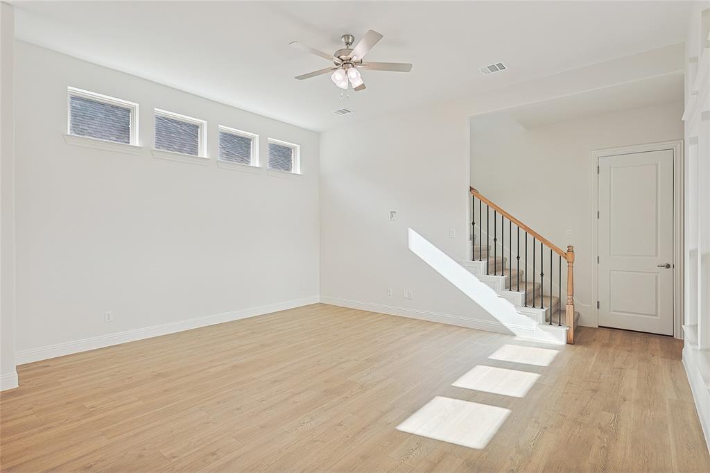 2007 Sherwood Drive Property Photo 8