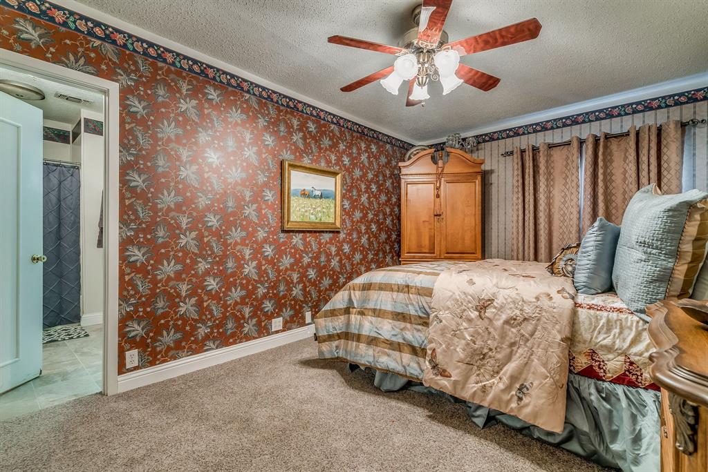 210 E Blackjack Street Property Photo 18
