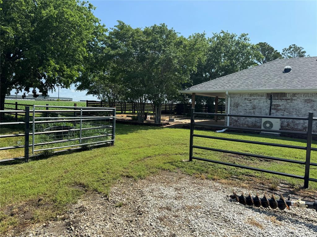 1273 Wall Street Road Property Photo 19
