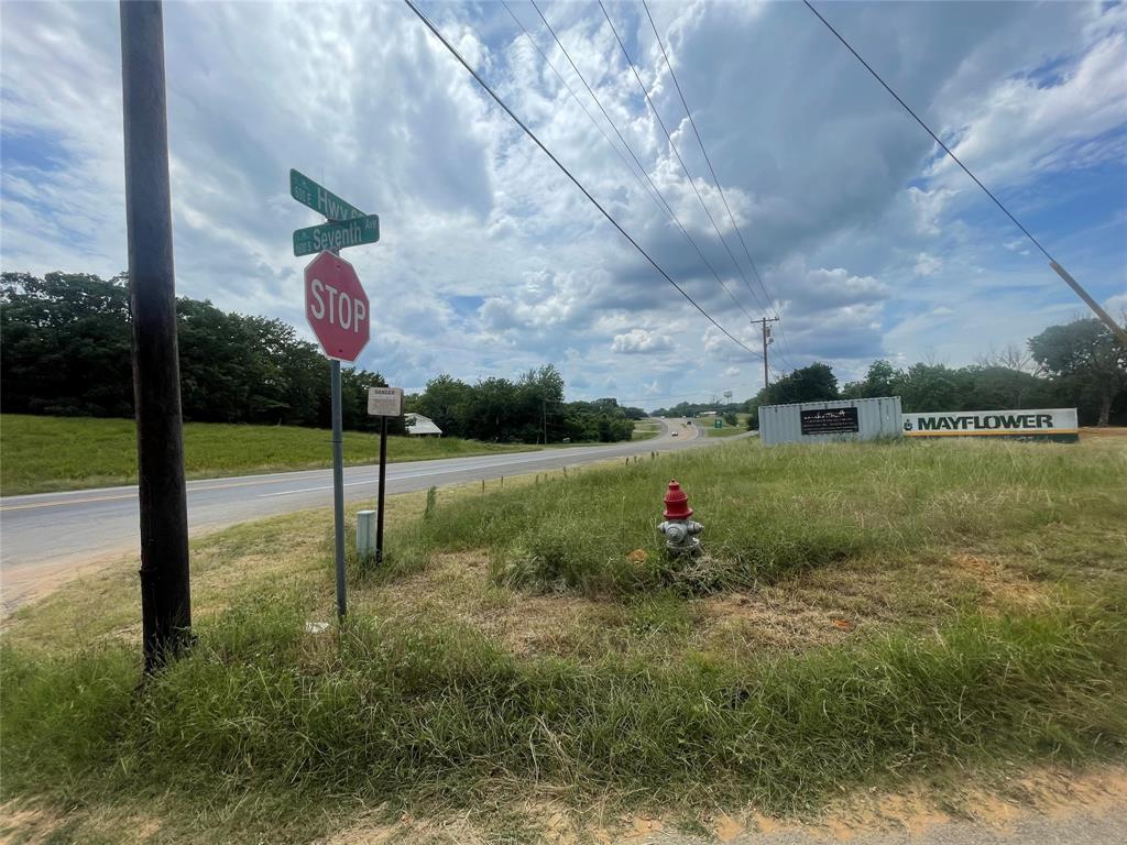 625 E Us Highway 69 Property Photo 7