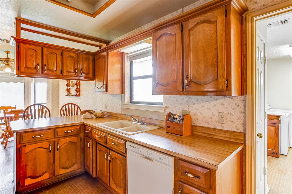 1500 Walnut Creek Drive Property Photo 11