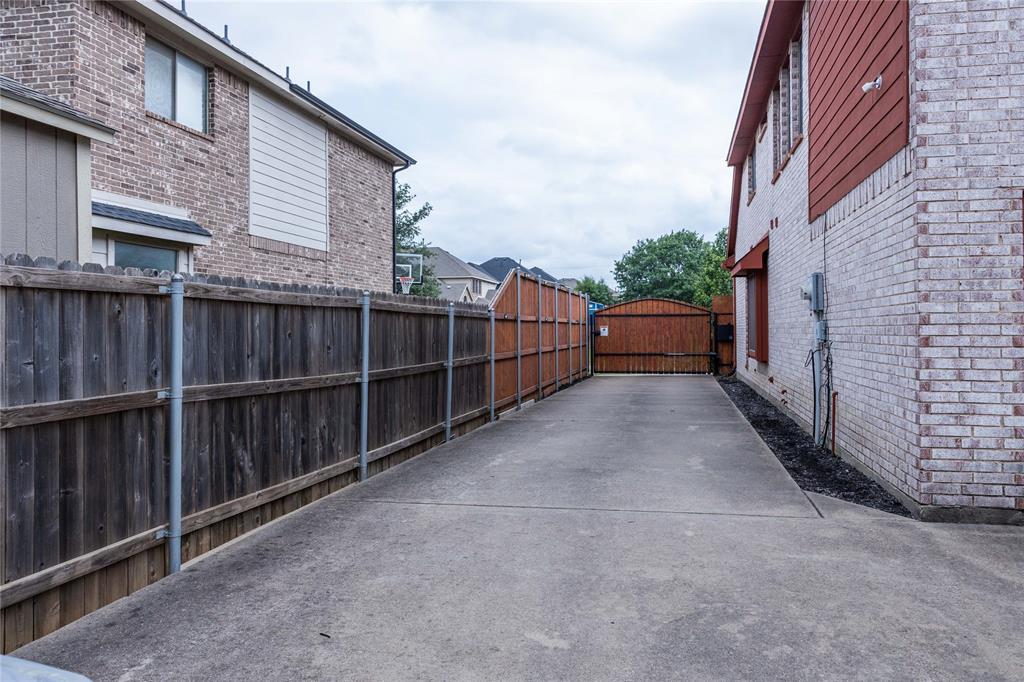 1633 Turtle Point Drive Property Photo 22