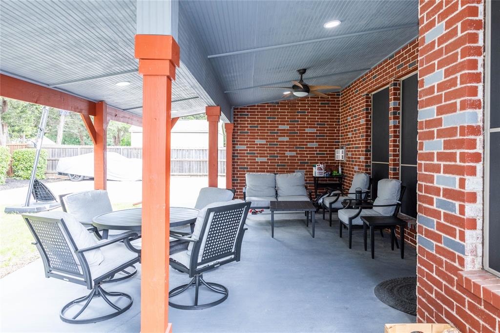 1633 Turtle Point Drive Property Photo 25