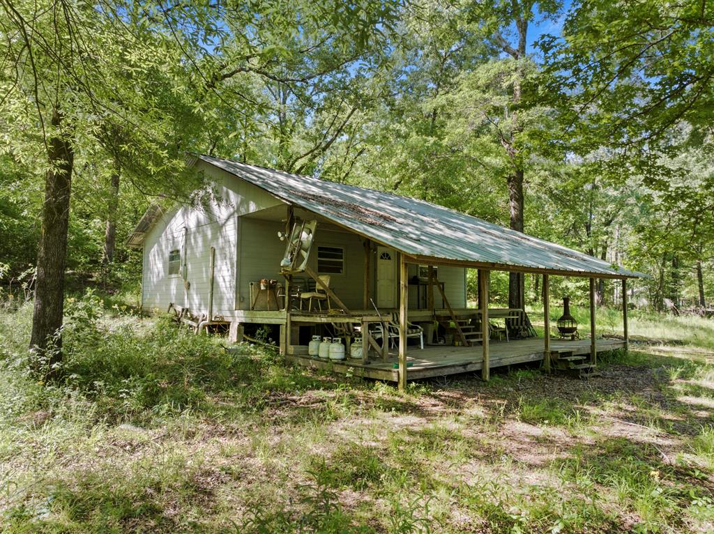 307 Fish Trap Ln Property Photo 4