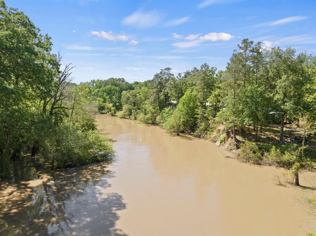 307 Fish Trap Ln Property Photo 23