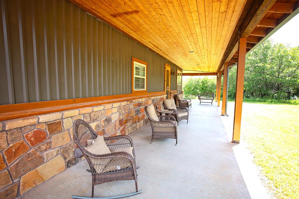 660 Fm 209 Property Photo 6