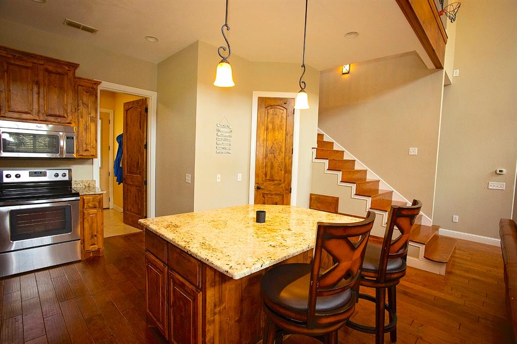 660 Fm 209 Property Photo 22