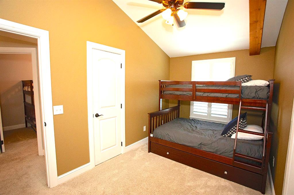 660 Fm 209 Property Photo 29