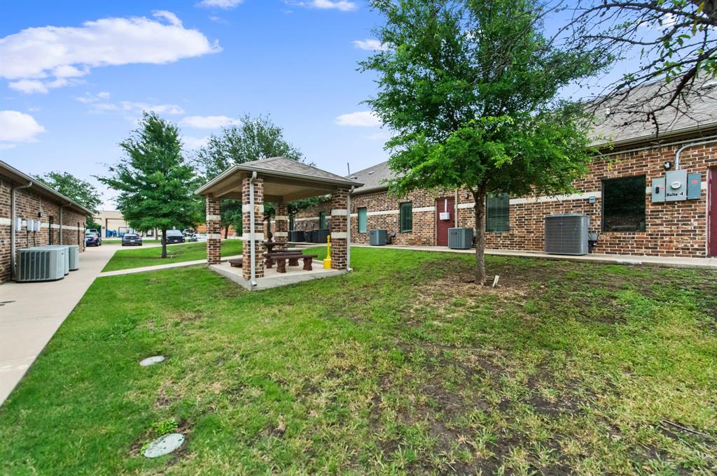 4819 State Highway 121 Property Photo 25