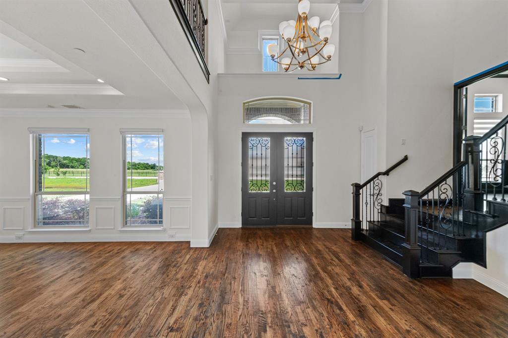 1500 Enchanted Way Property Photo 9
