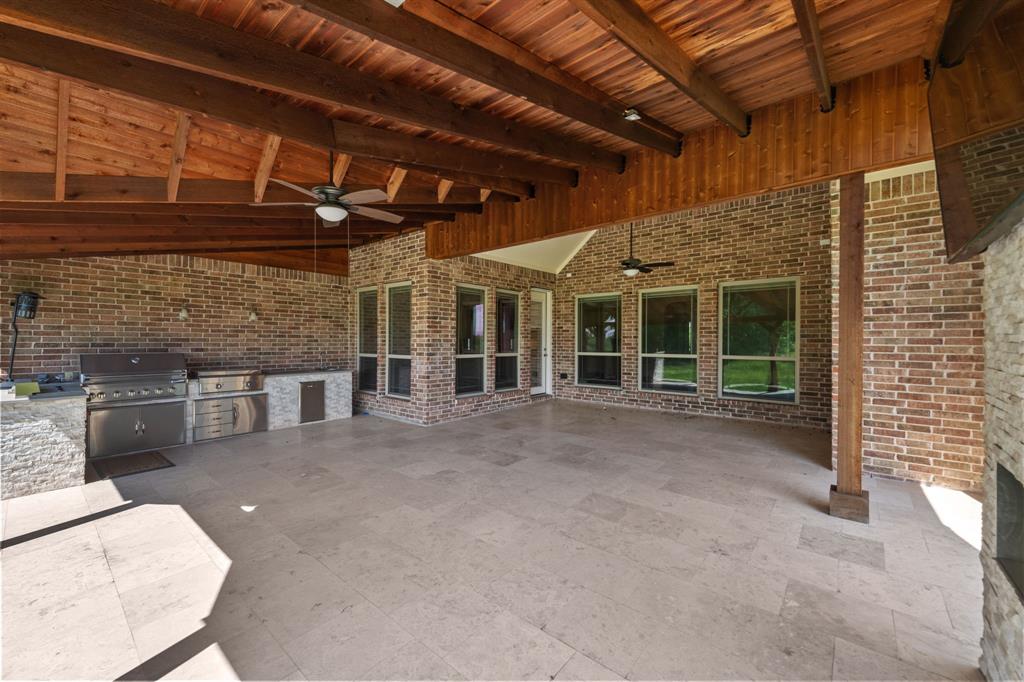 1500 Enchanted Way Property Photo 30