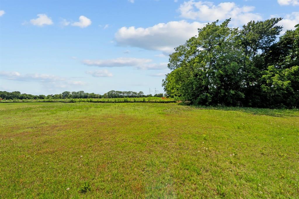 1500 Enchanted Way Property Photo 33