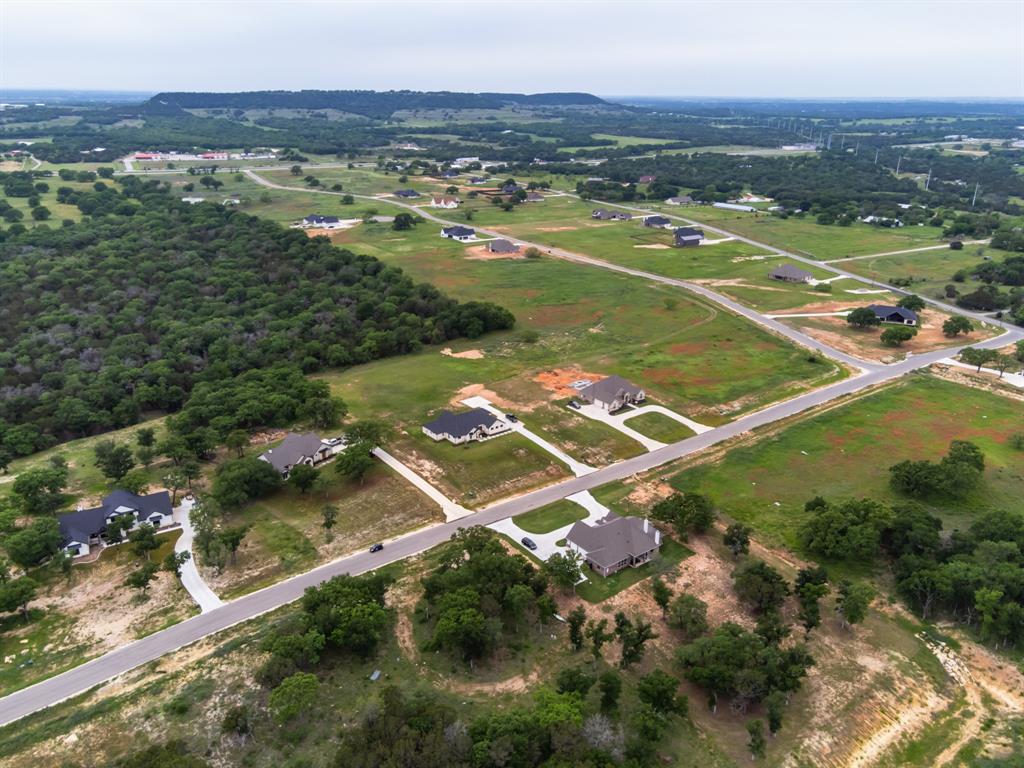 624 R C Luker Court Property Photo 3