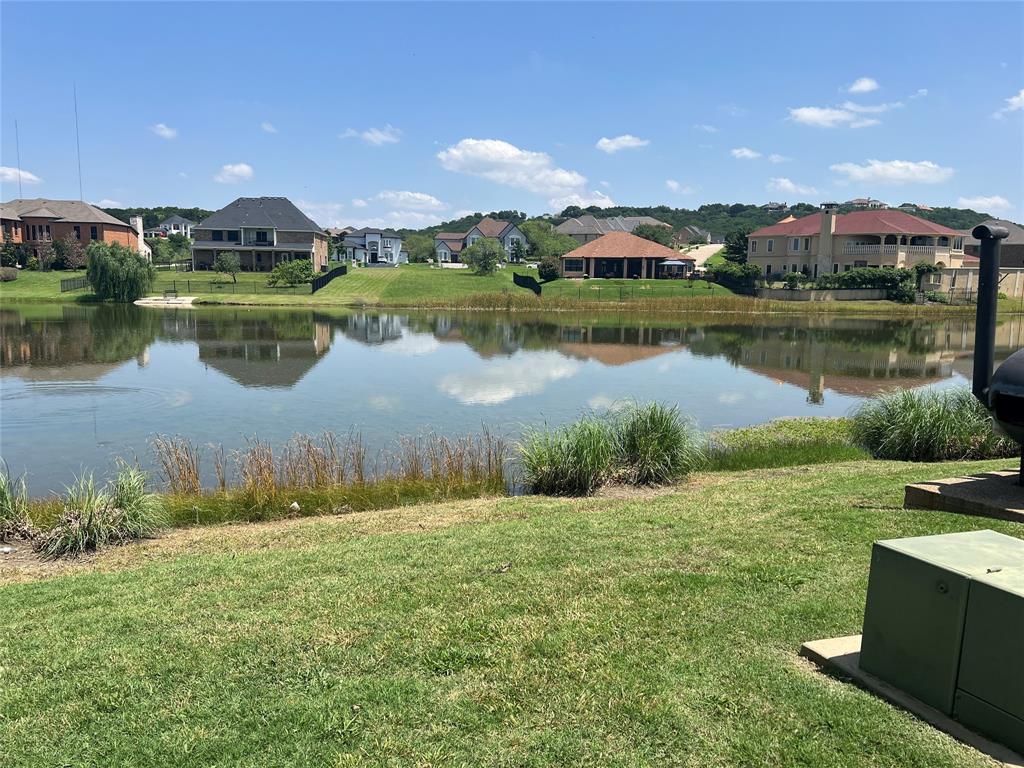 456 Breezeway Court Property Photo 14