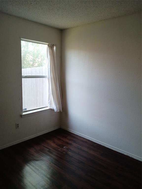 5202 Wyndham Court Property Photo 8