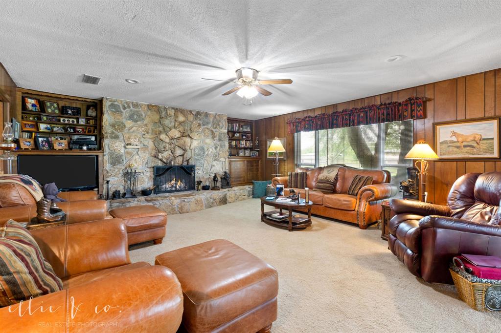 901 Fm 613 Property Photo 5