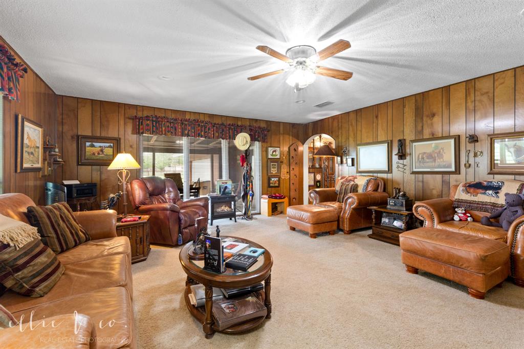 901 Fm 613 Property Photo 6